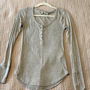 Abercrombie & Fitch M Gray Long Sleeve Shirt